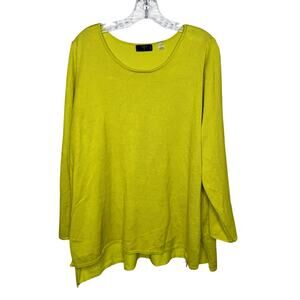 Tahari Woman 1X Yellow Lightweight Knit Asymmetrical Hem Long Sleeve Sweater Top